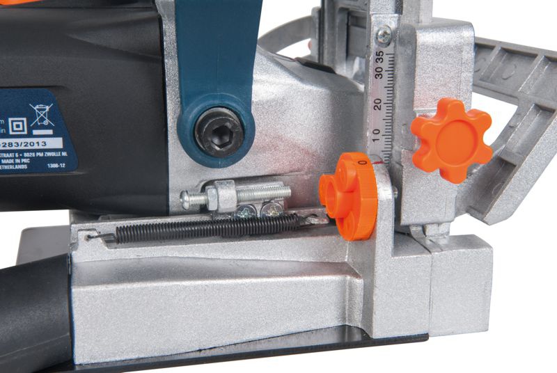 FERM FBJ-710 Fréza na lamely v kufru