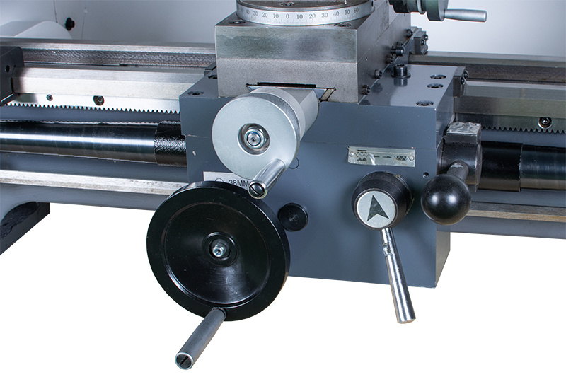 PROMA SPB-700V/230 Univerzální soustruh (s variátorem)